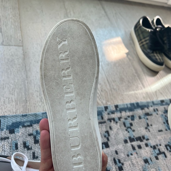 Burberry sneakers size 5 - Picture 5 of 10